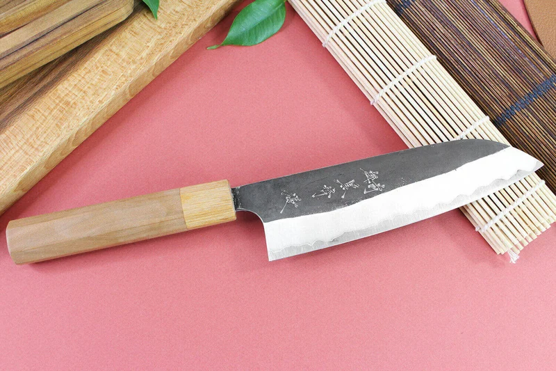 Couteau santoku japonais artisanal Yu Kurosaki Yami Aogami Super 16,5cm