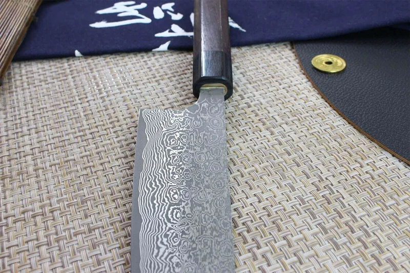 Couteau santoku japonais artisanal Masakage Kumo 16.5cm damas 63 couches