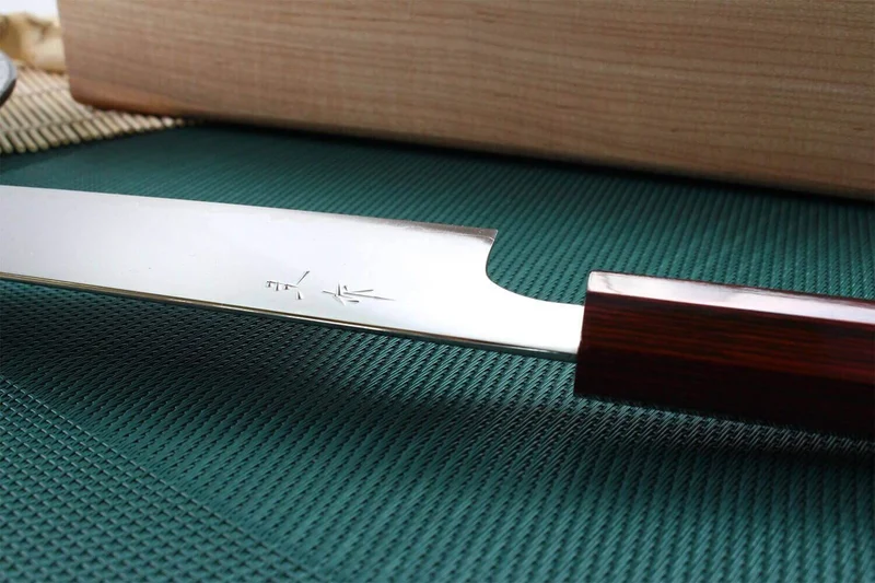 Couteau de chef japonais artisanal Kei Kobayashi SG2 Heptagone 24cm