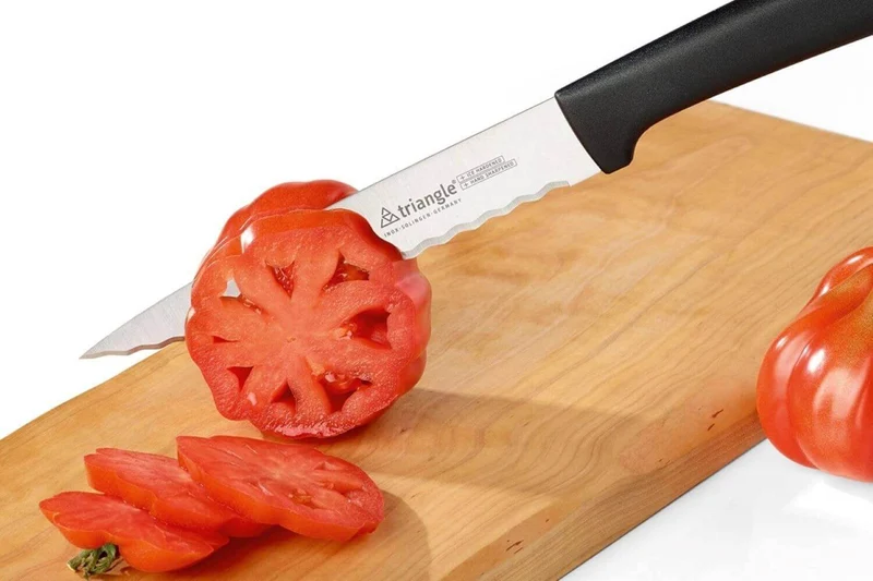 Couteau de cuisine Triangle lame ondulée inox 16cm