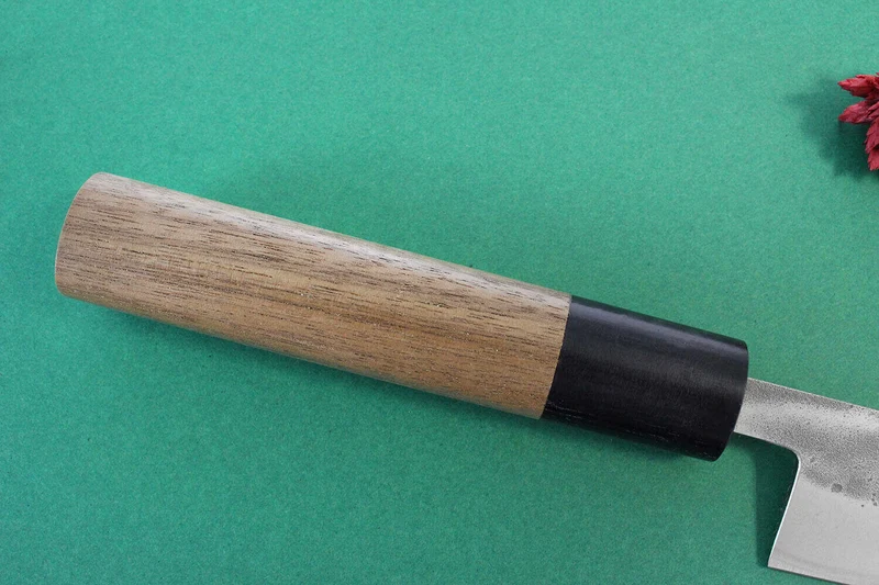 Couteau universel japonais artisanal Wusaki Nakata BS2 13.5cm manche en noyer