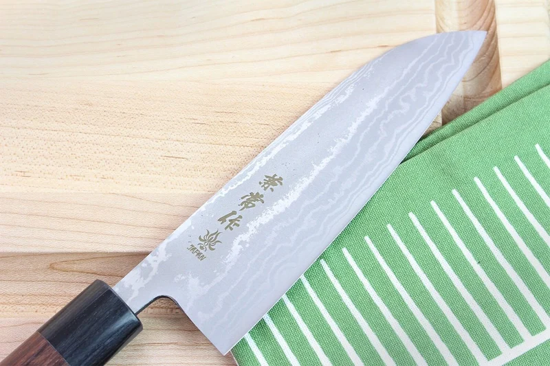 Couteau santoku japonais Japan Kanetsune Blue Steel damas 16.5cm