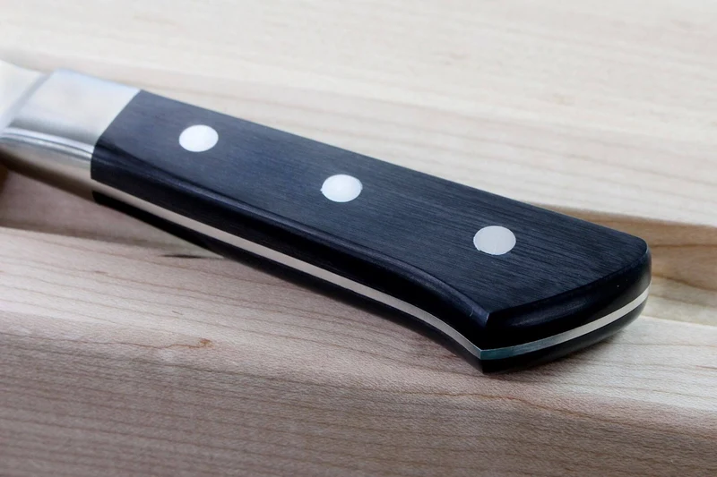 Couteau santoku japonais MAC Professional alvéolé 17cm