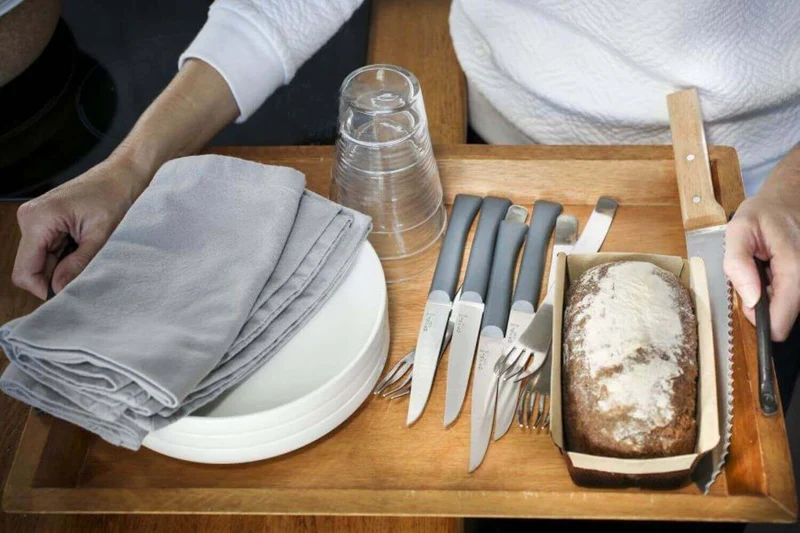 Coffret 4 couteaux Opinel Bon Appétit+ Anthracite 11cm inox
