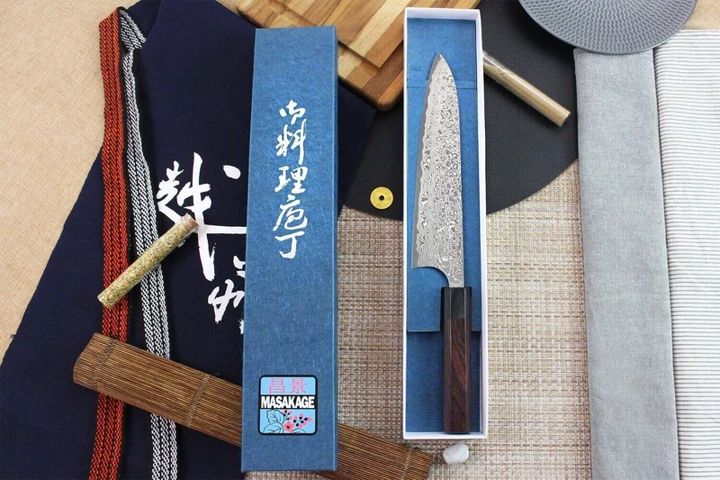 Couteau de chef japonais artisanal Masakage Kumo 21cm damas 63 couches