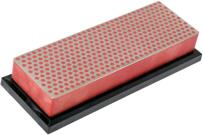 Pierre à aiguiser diamant DMT grain fin rouge