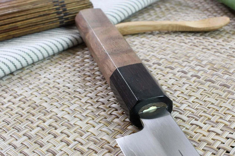 Couteau universel japonais artisanal Kagekiyo Kurumi Ginsan 15cm