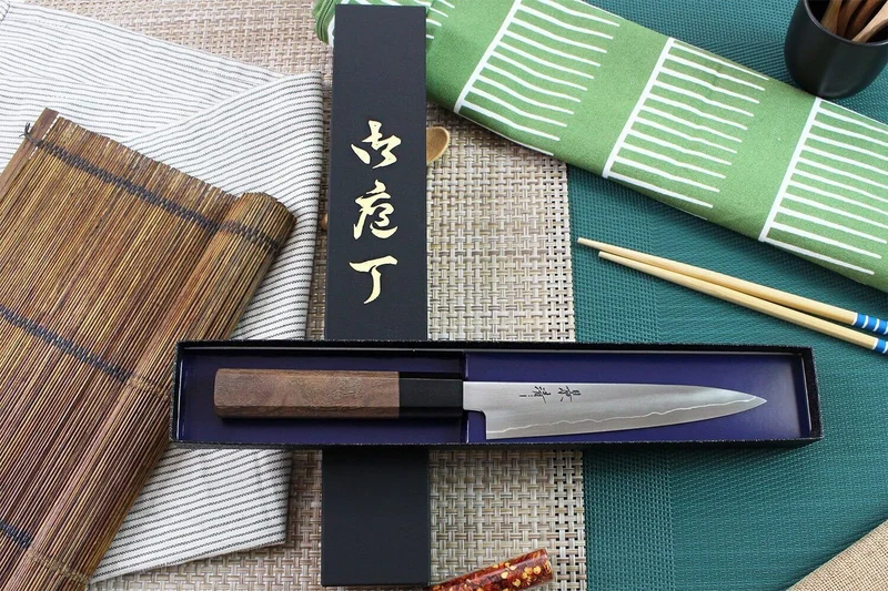 Couteau universel japonais artisanal Kagekiyo Kurumi Ginsan 15cm