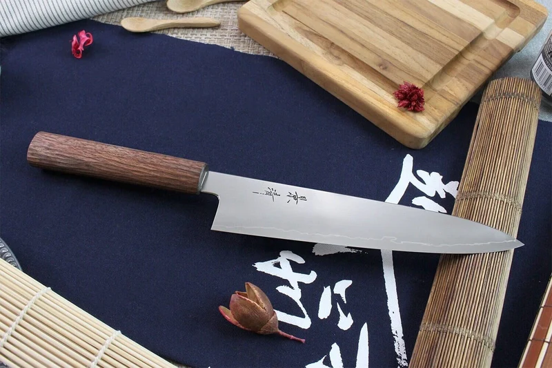Couteau de chef japonais artisanal Kagekiyo Tedukuri 21cm