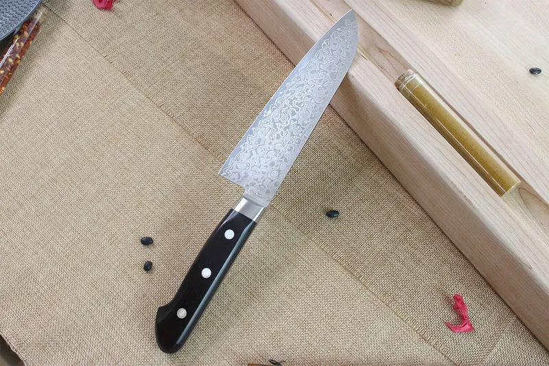 Couteau santoku japonais Tsunehisa VG10 Damascus 45 couches 16.5cm