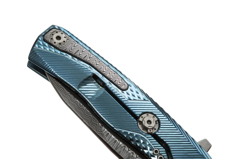 Couteau pliant LionSteel ROK damas manche titanium bleu 11cm