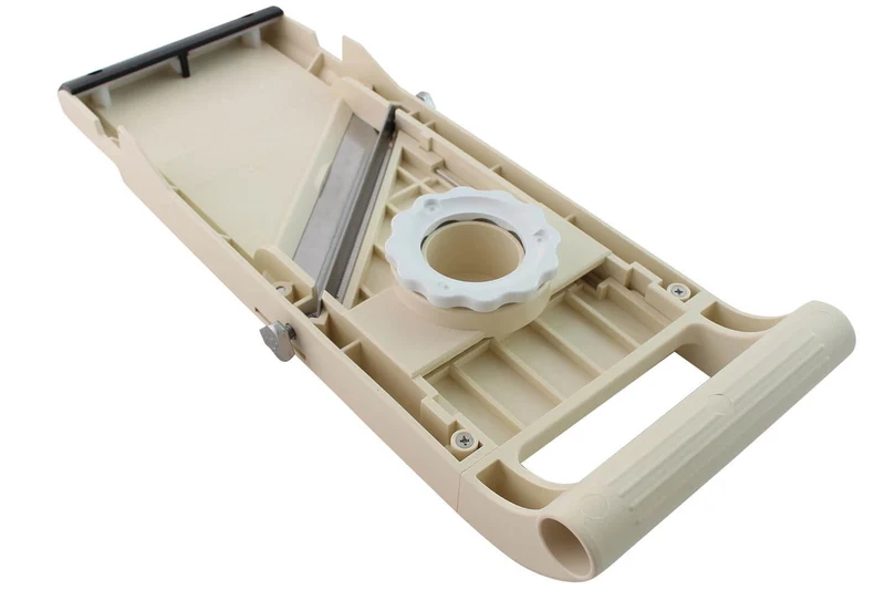 Mandoline japonaise professionnelle Benriner 3 lames + poussoir extra large