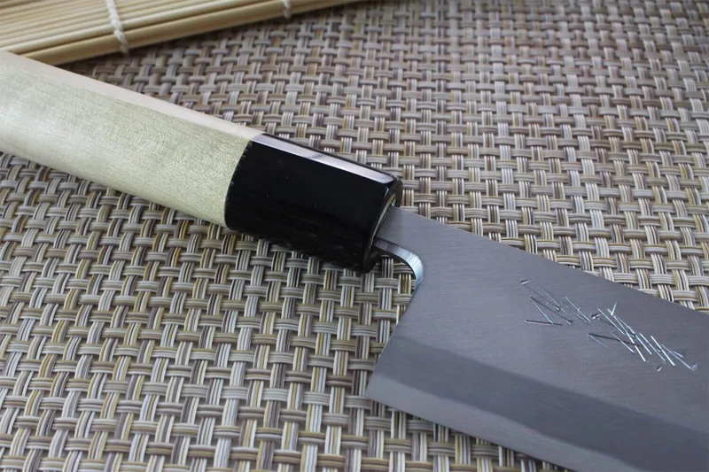 Couteau mioroshi japonais artisanal Yoshihiro Jyosaku White 2 steel 18cm