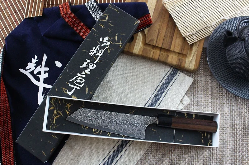Couteau bunka japonais artisanal Yoshimi Kato 16.5cm VG10 Nickel Damascus
