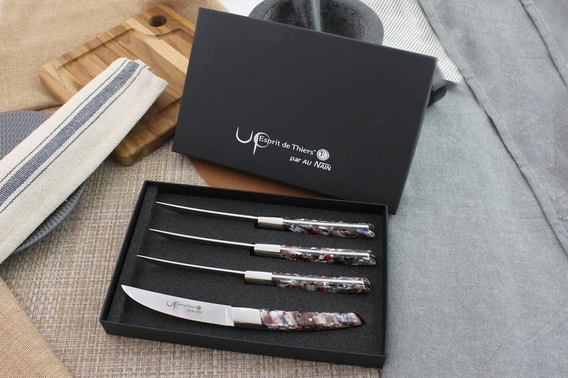 Coffret de table AU NAIN UP 4 couteaux à steak 11cm