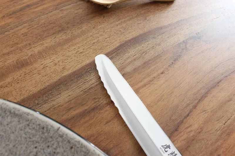 Coffret de table Wusaki 4 couteaux à steak 10.5cm à bout rond