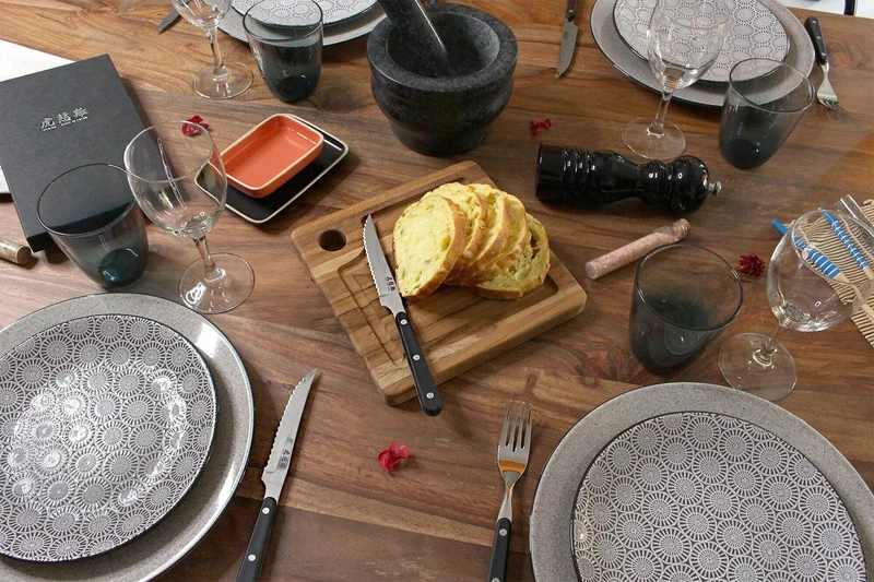 Coffret de table Wusaki 2 couteaux à steak 11cm + 2 fourchettes