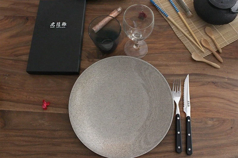 Coffret de table Wusaki 2 couteaux à steak 11cm + 2 fourchettes