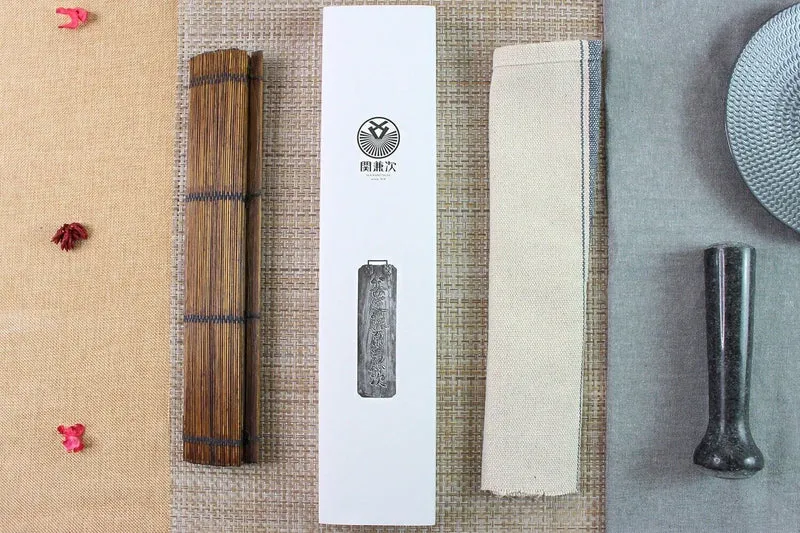 Couteau sujihiki japonais Kanetsugu Zuiun acier SPG2 damas 24cm