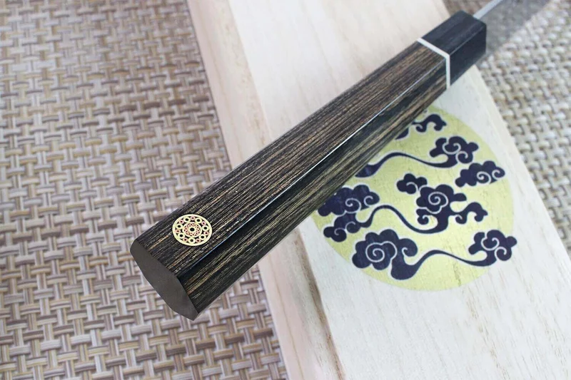 Couteau de chef Kiritsuke japonais Kanetsugu Zuiun acier SPG2 damas 21cm