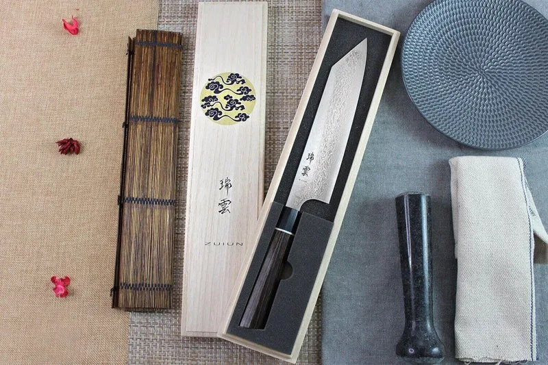 Couteau de chef Kiritsuke japonais Kanetsugu Zuiun acier SPG2 damas 21cm