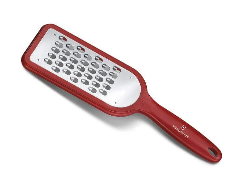 Râpe moyenne Victorinox manche rouge + étui protecteur
