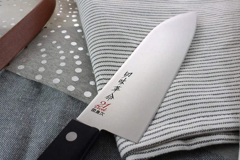 Couteau santoku japonais Kanetsugu Rev 21 lame 17cm micro dentée