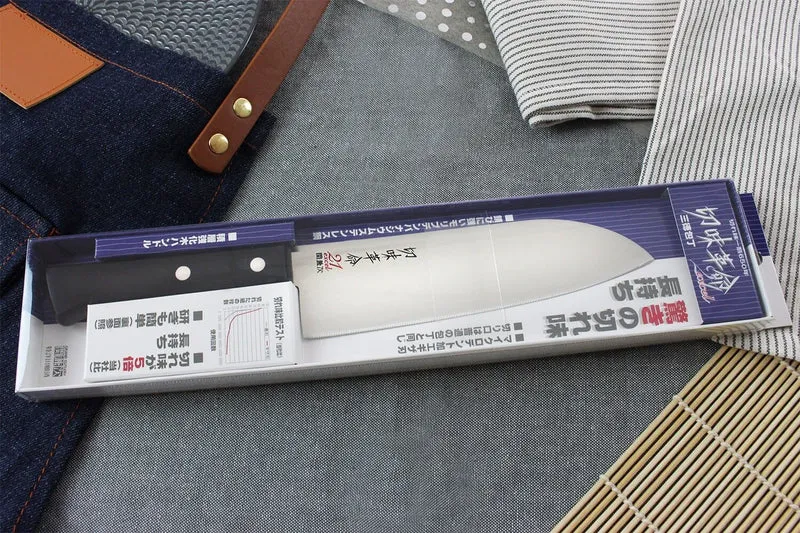 Couteau santoku japonais Kanetsugu Rev 21 lame 17cm micro dentée