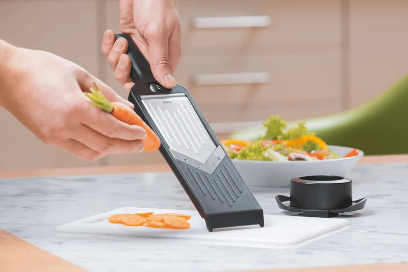 Mandoline à légumes réglable Gefu Violi®