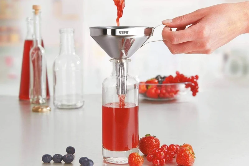Entonnoir Gefu Versare acier inox - Diamètre 10.5cm