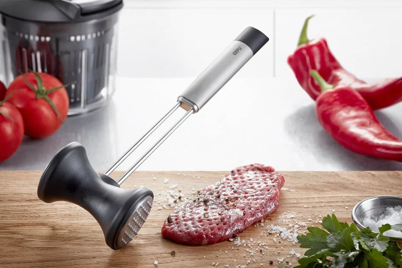 Attendrisseur à viande Gefu Primeline 1 côté lisse et 1 côté strié