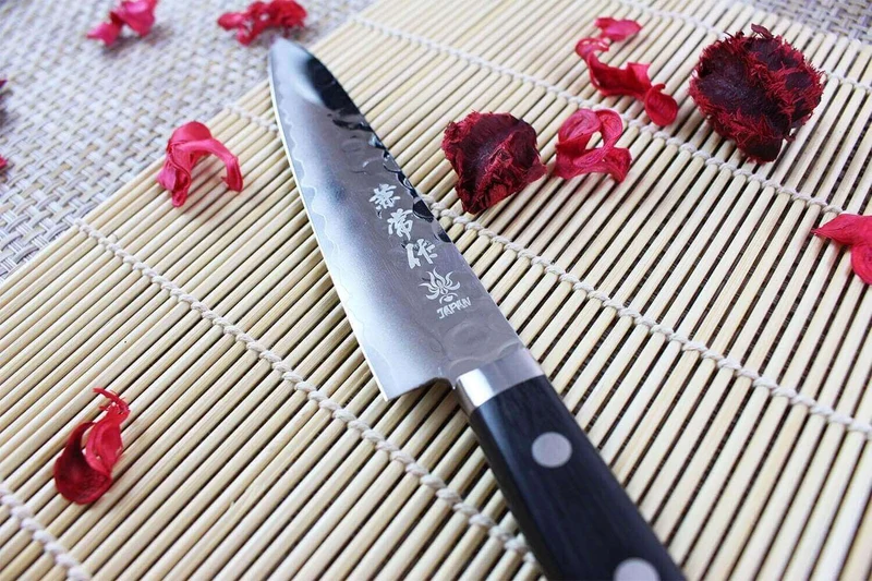 Couteau universel 13,5cm Japan Kanetsune acier VG1 martelé