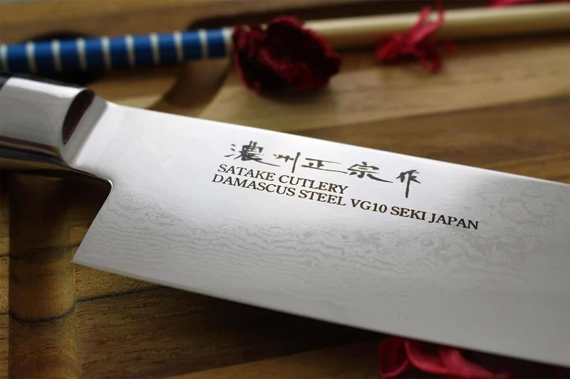 Couteau santoku japonais Satake Cutlery Helios 17cm damas 69 couches