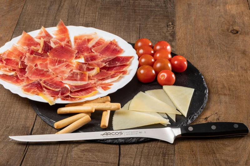 Couteau à saumon/jambon Arcos Manhattan flexible 25cm tranchant extrême