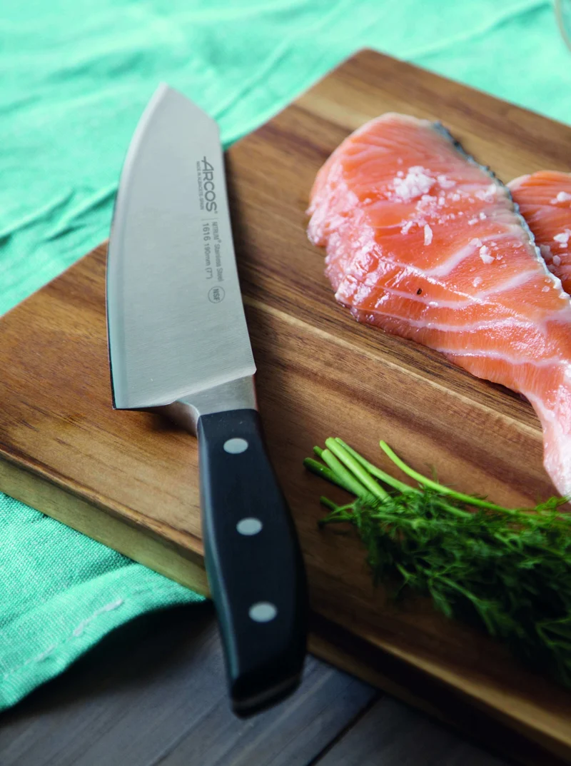 Couteau de chef forgé Arcos Manhattan 21cm tranchant extrême