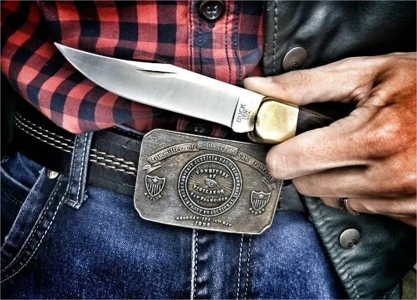 Couteau pliant BUCK 110 Folding Hunter manche 12.5cm + étui en cuir