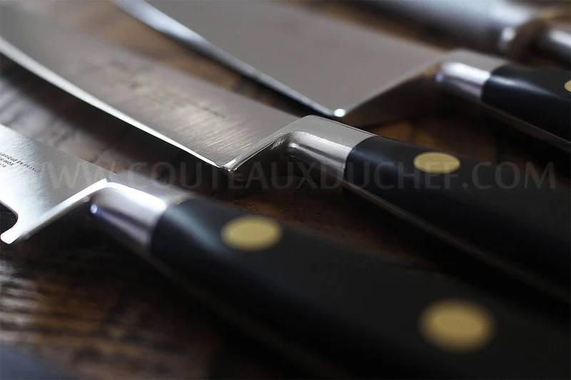 Mallette de 4 couteaux + 1 fusil Sabatier Chef fabrication française