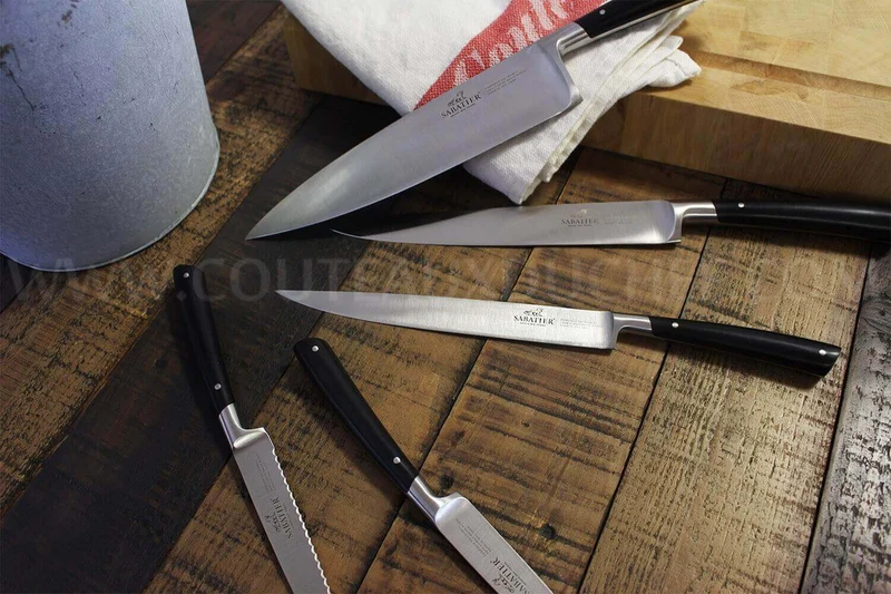 Malette de 5 couteaux Sabatier Edonist forgés fabrication française