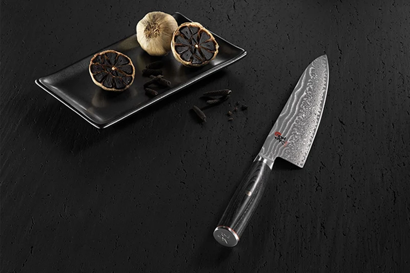 Couteau de chef japonais Miyabi 5000FCD lame 24cm damas 48 couches manche pakkawood
