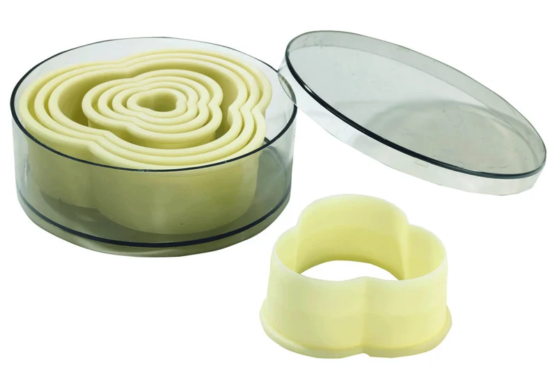 Set de 8 découpoirs professionnels polyglass forme trèfle unie