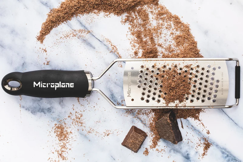 Râpe étoile Microplane Gourmet manche noir