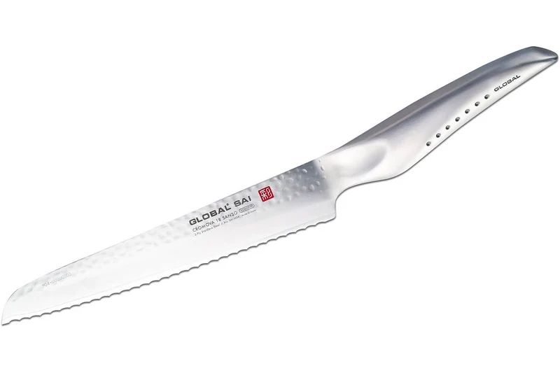 Couteau à pain japonais Global Sai M04 lame martelée 17cm