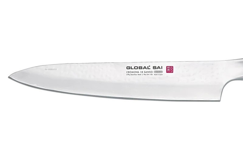 Couteau de chef japonais Global Sai 06 lame martelée 25cm