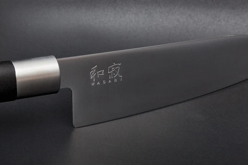 Couteau de chef japonais KAI Wasabi Black lame 23.5cm