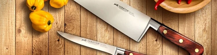 Couteau de chef SABATIER Saveur 100% forgé 25cm rivets laiton