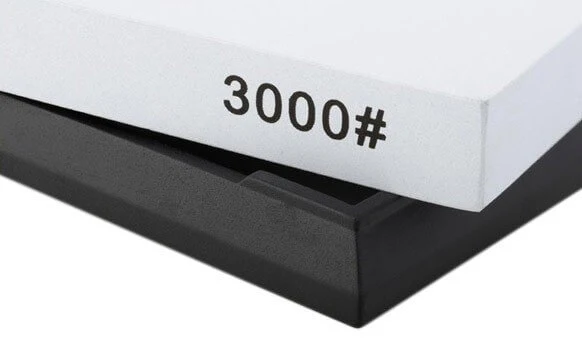 Pierre à aiguiser TAIDEA grain fin 3000 + socle