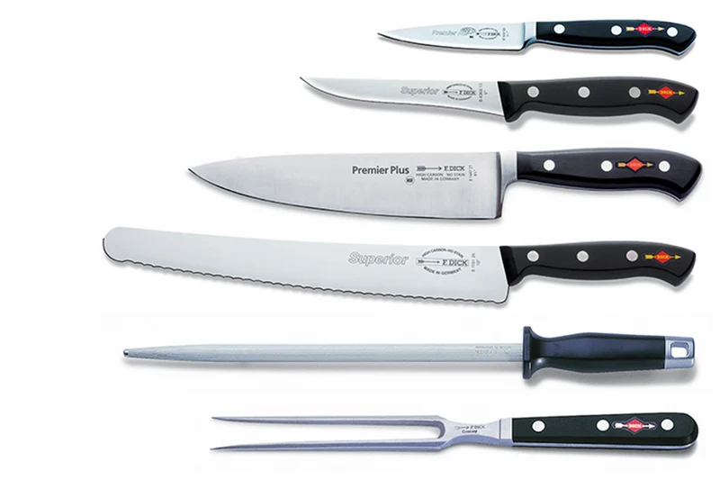 Trousse de chef 4 couteaux de cuisine DICK + 2 ustensiles acier inox