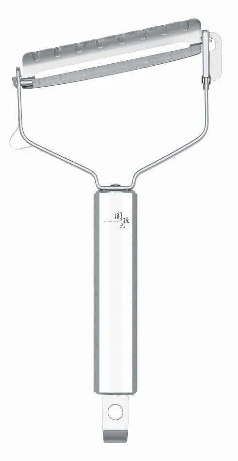 Eplucheur ergonomique KAI tout acier inox + lame à julienne