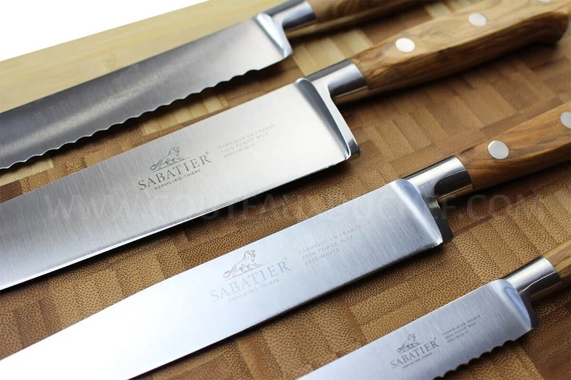 Bloc SABATIER Provençao en olivier laqué blanc 5 couteaux forgés acier inox