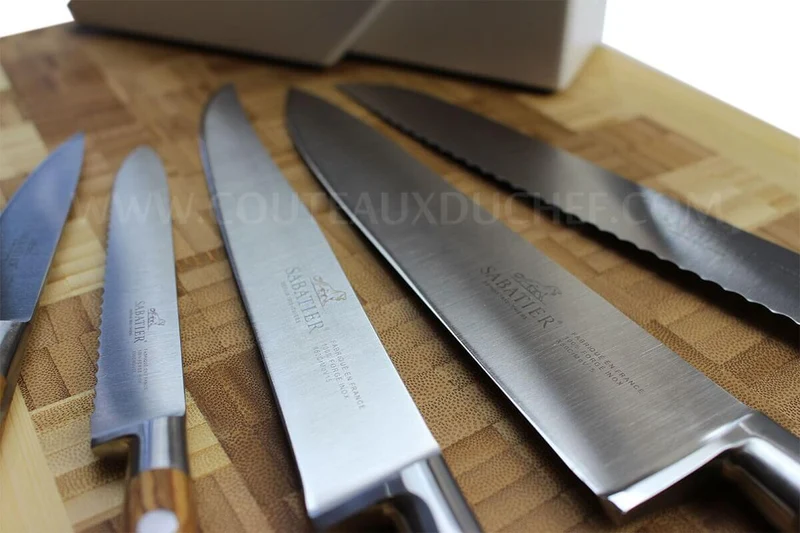 Bloc SABATIER Provençao en olivier laqué blanc 5 couteaux forgés acier inox